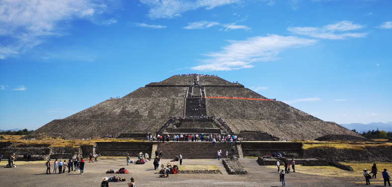Die Sonnenpyramide von Teotihuacán.