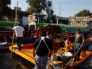 Verkäufer von Esquites und Elotes.